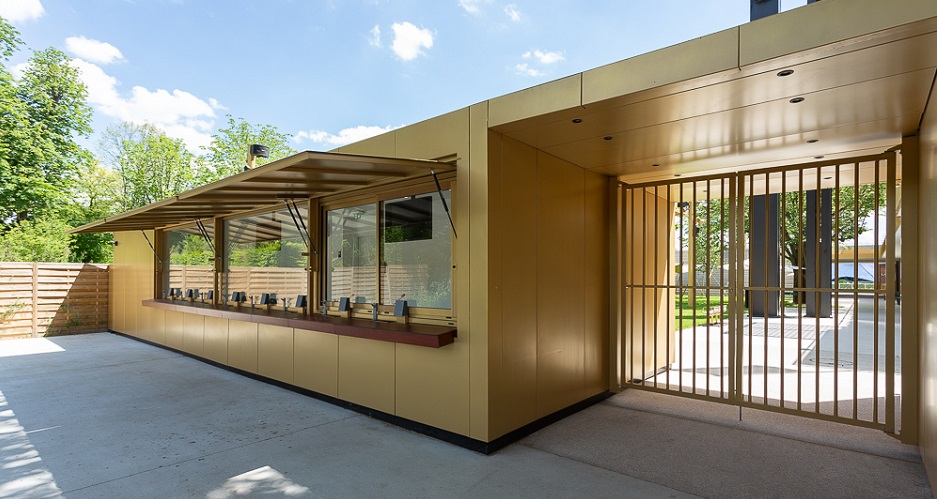 CAPSA Container réalise des espaces innovants à partir de containers, seul objet transportable aux mesures universelles. Paris le 17/06/2019. Photo : Fabrice DUNOU