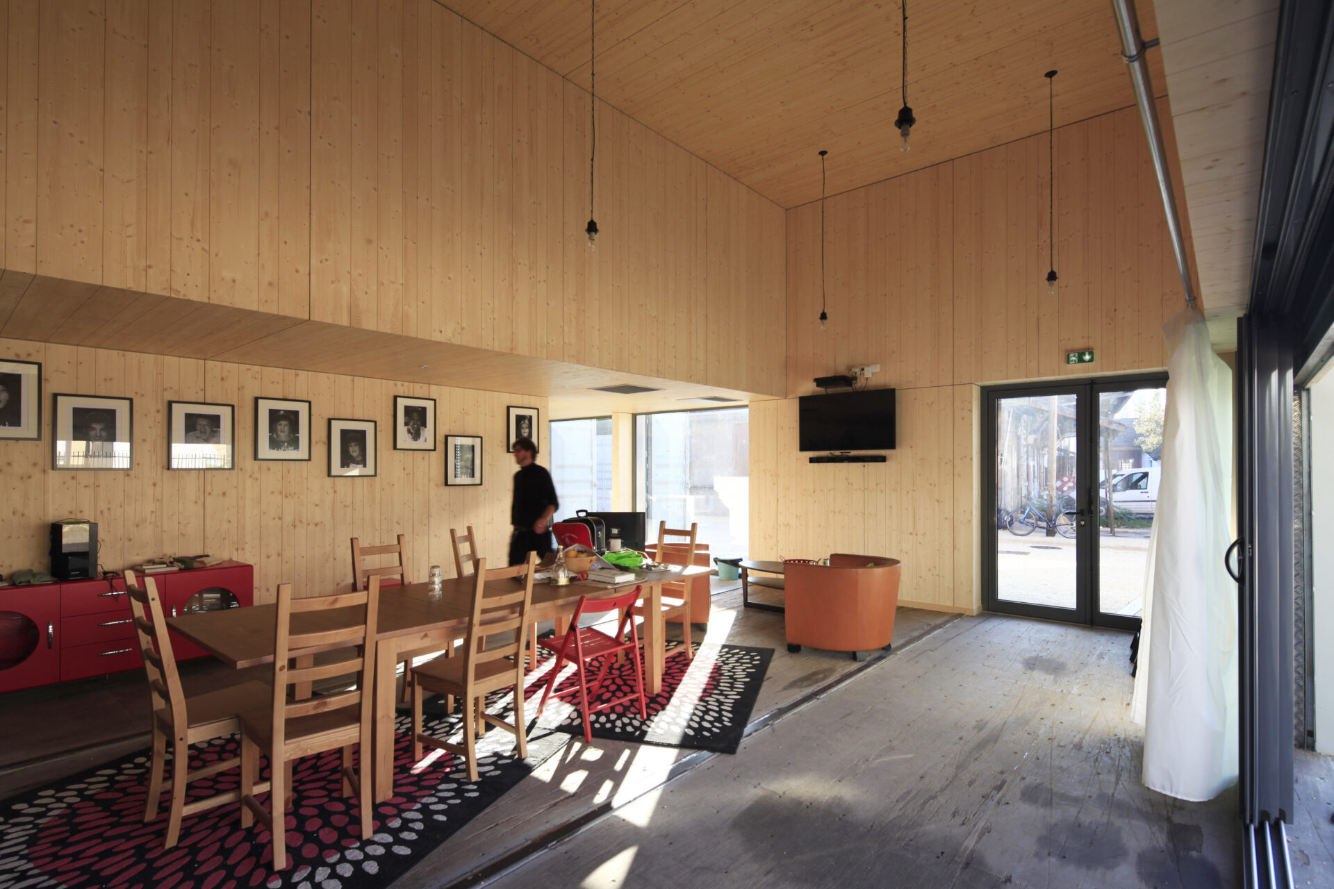ACCEUIL ET RESIDENCES D'ARTISTES AUX ATELIERS FRAPPAZ -  ©