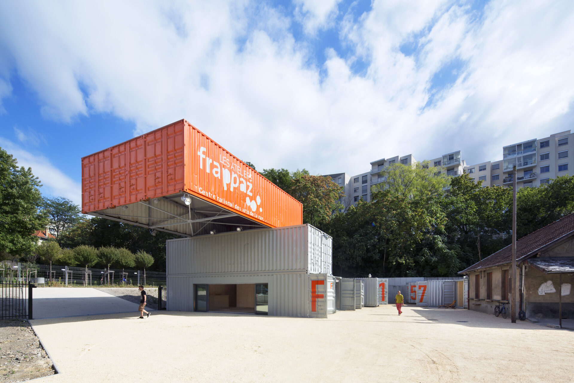 Z ARCHITECTURE - VILLEURBANNE - ACCEUIL ET RESIDENCES D'ARTISTES AUX ATELIERS FRAPPAZ -  © Michel Denancé - N°1