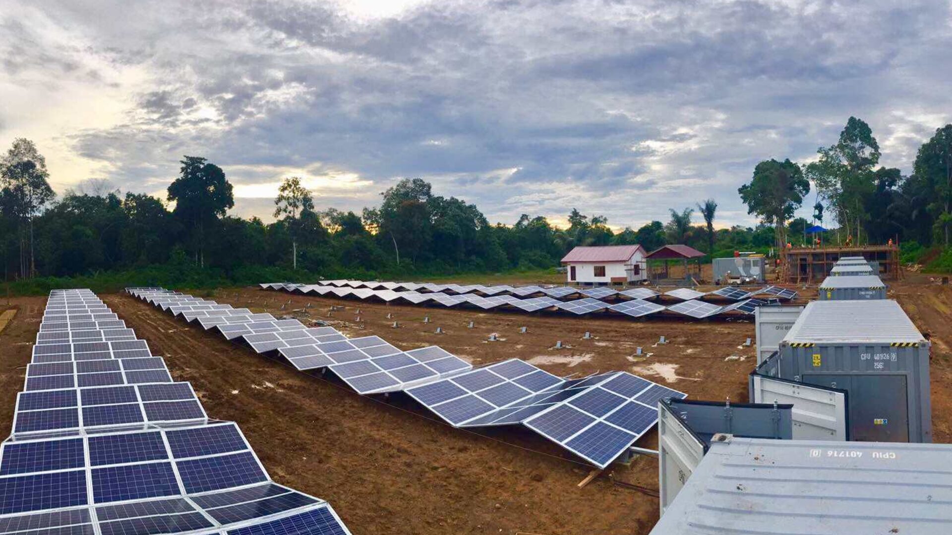 ferme solaire en containers 2