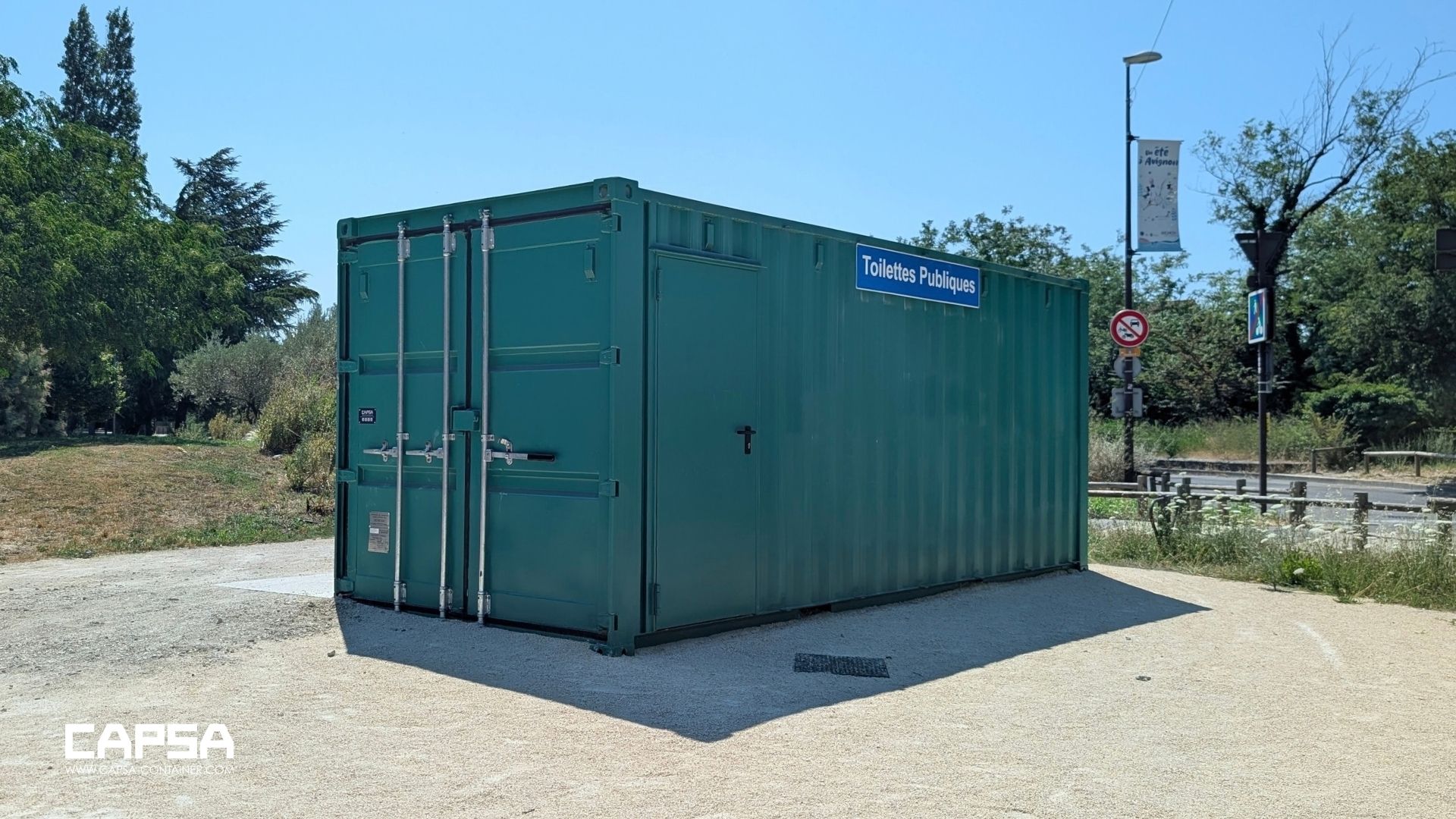 Sanitaires en containers 7