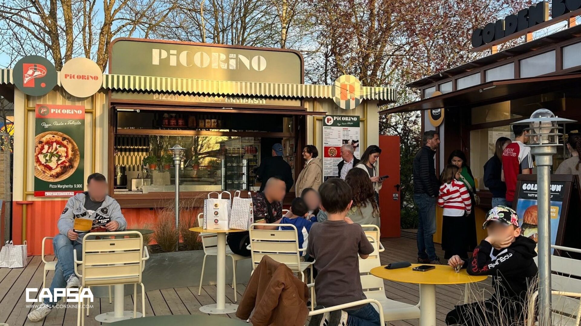 Resto box food court